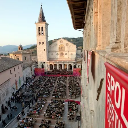 Apartment Non Ditelo Al Duca - Lo Spagna Spoleto