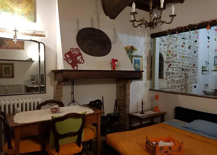 Non Ditelo Al Duca - Lo Spagna Apartment Spoleto